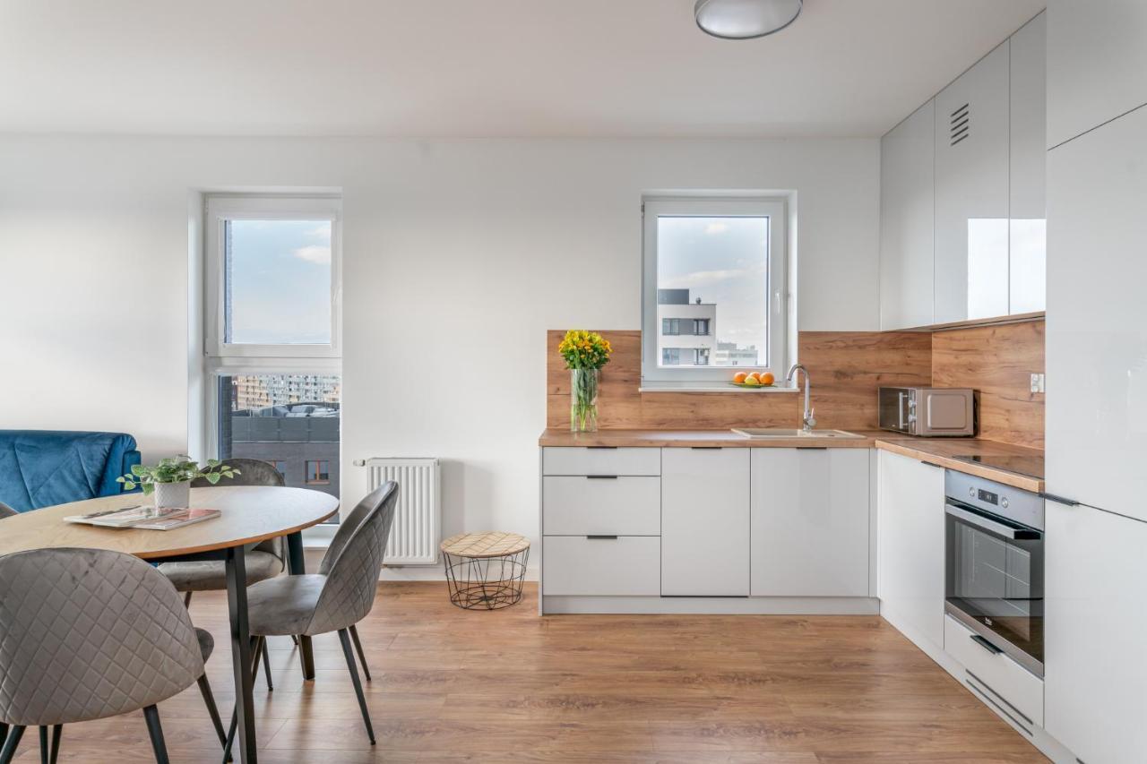 Star4You II Apartments Wroclaw Bagian luar foto